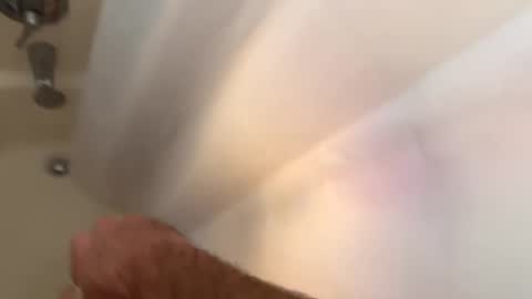 Snapshot of thedarklover102 chatting on February 5, 11:39 pm Darklover online show from February 5, 11:39 pm