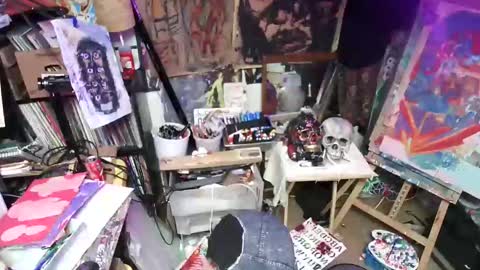 Snapshot of thedeman chatting on February 5, 6:29 am thedeman online show from February 5, 6:29 am