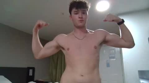 Snapshot of thedomman32 chatting on May 19, 1:56 am Dominick online show from May 19, 1:56 am