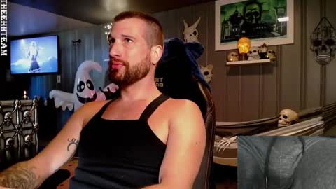 Snapshot of theehhteam chatting on October 1, 6:58 pm H online show from October 1, 6:58 pm