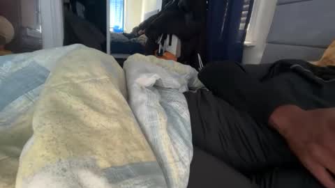 theeshooterr online show from October 25, 1:29 pm