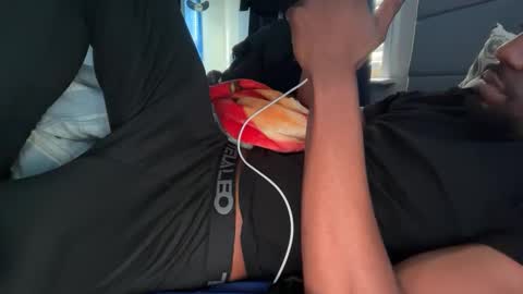 theeshooterr online show from November 16, 3:06 pm