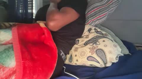 theeshooterr online show from November 29, 12:41 pm