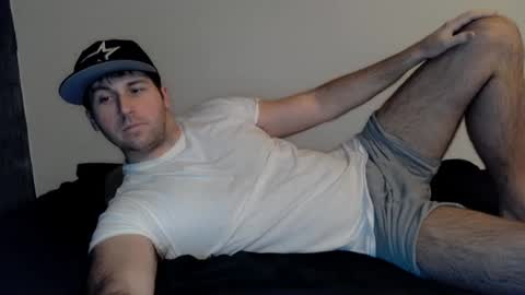 Theetwohander online show from January 3, 8:43 am