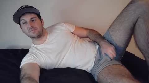 Theetwohander online show from February 20, 3:03 am