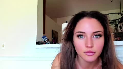 Snapshot of theevenussteelecam chatting on June 6, 12:54 pm Venus Steele online show from June 6, 12:54 pm