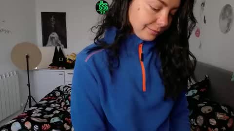 TheFarmergirl online show from May 17, 3:59 am
