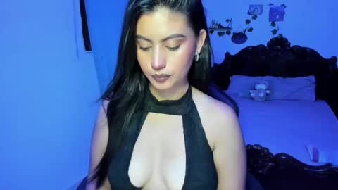 Snapshot of thefenix_jyk chatting on April 11, 12:59 am Ariamapola88 online show from April 11, 12:59 am