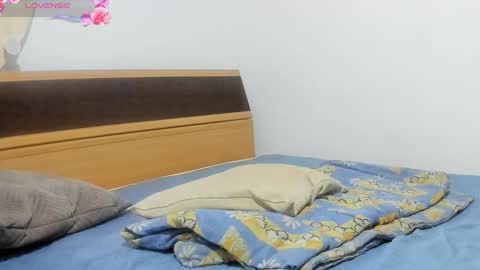 Snapshot of thegiselle chatting on February 8, 3:15 pm thegiselle online show from February 8, 3:15 pm