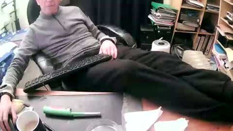 paul online show from November 30, 4:22 pm