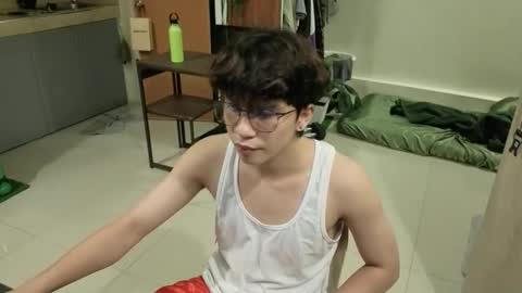 Green online show from February 19, 7:43 pm