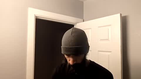 Snapshot of theh4iryfi5h chatting on February 22, 5:08 am theh4iryfi5h online show from February 22, 5:08 am