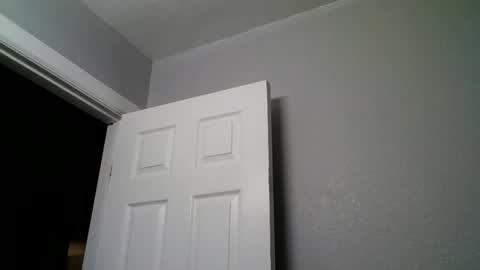 Snapshot of theh4iryfi5h chatting on February 23, 6:00 am theh4iryfi5h online show from February 23, 6:00 am