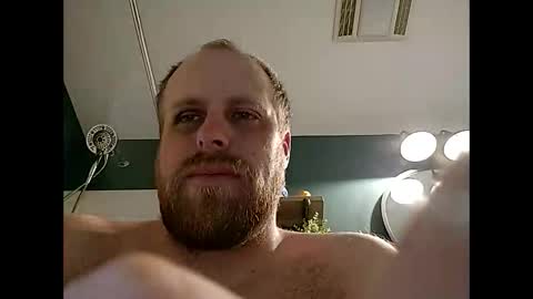 Snapshot of thehammerxx chatting on October 9, 9:29 am thehammerxx online show from October 9, 9:29 am