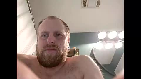 Snapshot of thehammerxx chatting on October 18, 10:49 am thehammerxx online show from October 18, 10:49 am