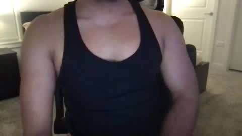 Snapshot of thehispanicboi chatting on December 31, 12:54 am TheHispanicBoi online show from December 31, 12:54 am