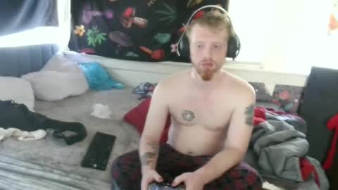 Snapshot of thehotfoxdd chatting on September 16, 4:08 pm fuzzyfox online show from September 16, 4:08 pm