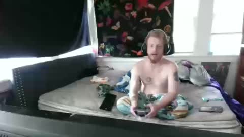 Snapshot of thehotfoxdd chatting on October 10, 10:53 pm fuzzyfox online show from October 10, 10:53 pm