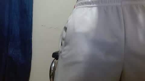 thehousedog online show from January 15, 11:08 pm