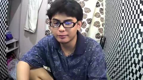 Xerxis online show from January 8, 6:41 pm