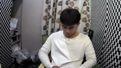 Xerxis online show from February 6, 11:37 pm