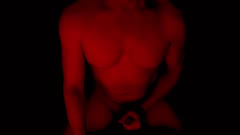 thehungmantis online show from October 20, 2:56 am