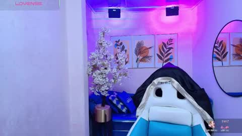 Theia  online show from October 20, 12:38 pm