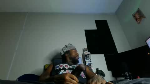 Snapshot of theinceptioncouple444 chatting on February 13, 1:56 am IXMCOUPLE444 online show from February 13, 1:56 am