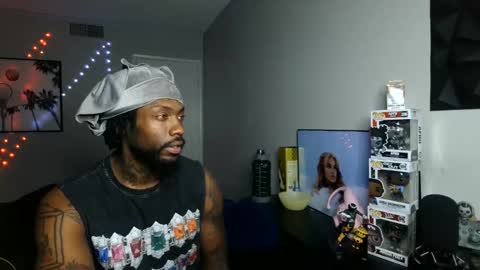 Snapshot of theinceptioncouple444 chatting on February 14, 3:58 am IXMCOUPLE444 online show from February 14, 3:58 am