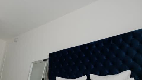 Snapshot of theislandgirl chatting on December 13, 10:15 pm Lily Marie online show from December 13, 10:15 pm