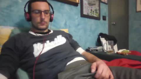 Snapshot of theitalianx95x chatting on January 5, 8:42 pm theitalianx95x online show from January 5, 8:42 pm