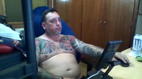Snapshot of thekier chatting on February 28, 10:06 pm thekier online show from February 28, 10:06 pm