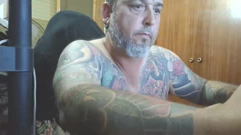 thekier online show from November 14, 8:40 pm