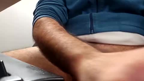 theking12321149290 online show from December 10, 7:58 am