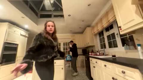 theladyduchess online show from April 1, 2:34 am