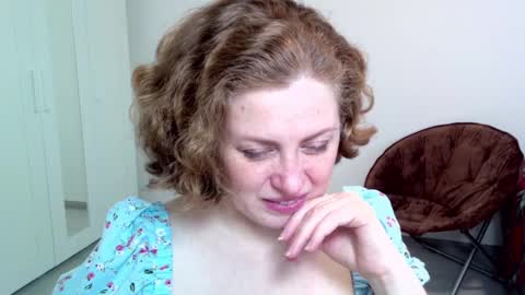 Ella online show from January 19, 7:15 am