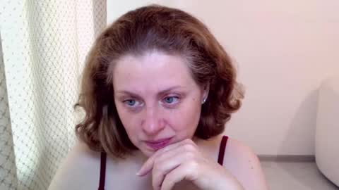 Ella online show from February 6, 7:23 am