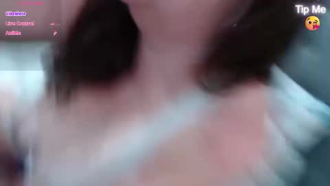 Snapshot of thelipsdown chatting on November 1, 9:17 pm Lacey online show from November 1, 9:17 pm