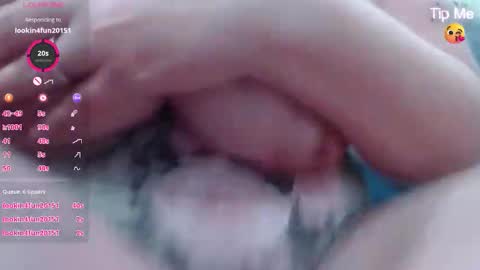 Snapshot of thelipsdown chatting on November 11, 8:53 pm Lacey online show from November 11, 8:53 pm