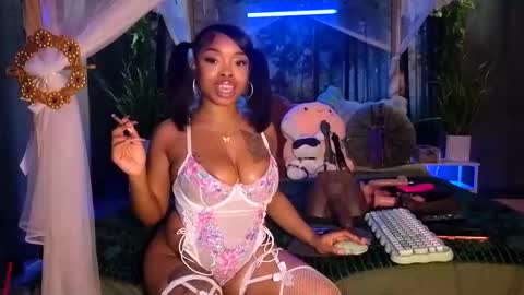 thelovelybrown online show from March 31, 2:02 am