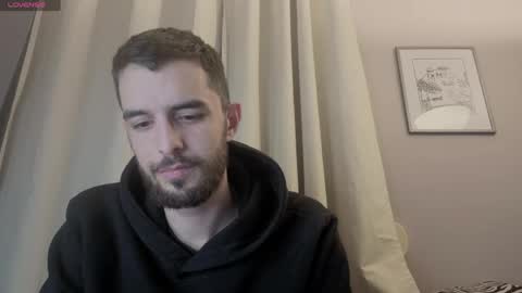 themmistokles online show from April 23, 7:27 pm