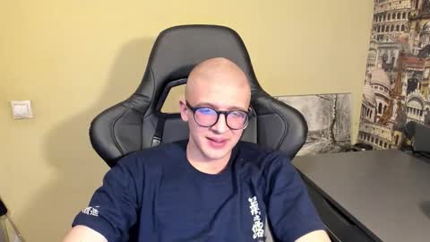 Snapshot of themortyeffect chatting on December 3, 6:17 pm TheMortyEffect online show from December 3, 6:17 pm