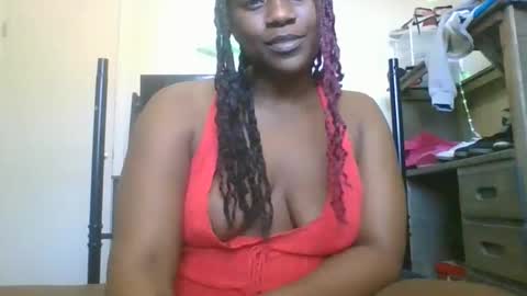 Snapshot of thenaturalgoddess chatting on February 21, 8:21 pm TheNaturalGoddess online show from February 21, 8:21 pm