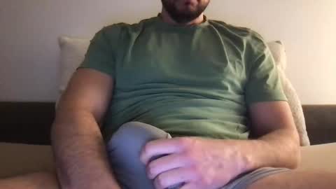 thenudeworldrover online show from March 28, 5:07 am