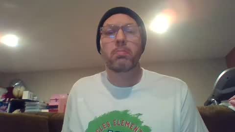 Snapshot of theo6974z chatting on January 30, 3:55 am theo6974z online show from January 30, 3:55 am