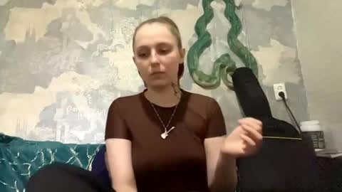 Snapshot of theodorayetman chatting on May 29, 9:07 am Milena online show from May 29, 9:07 am