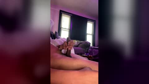 theonenotthetwox online show from February 20, 9:37 pm