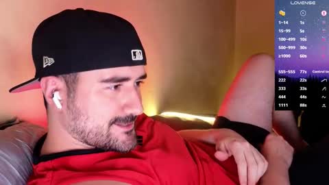 Snapshot of theoravi chatting on December 14, 4:07 am Theo Ravi online show from December 14, 4:07 am