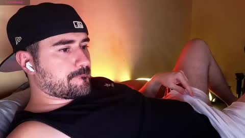 Snapshot of theoravi chatting on December 16, 3:55 am Theo Ravi online show from December 16, 3:55 am