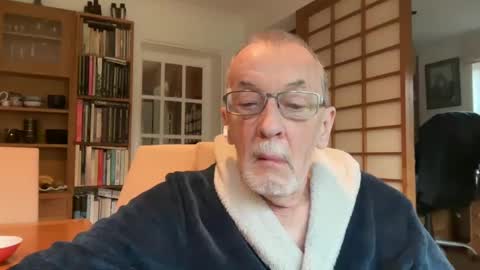 theowlandthe online show from February 2, 8:24 am